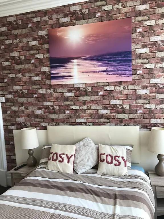 *** Guest house Oasis Hotel Blackpool United Kingdom