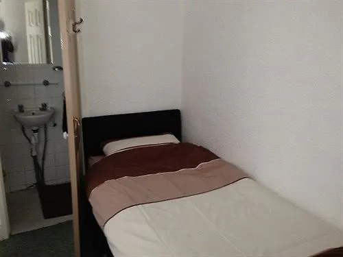 Oasis Hotel Blackpool 3*,